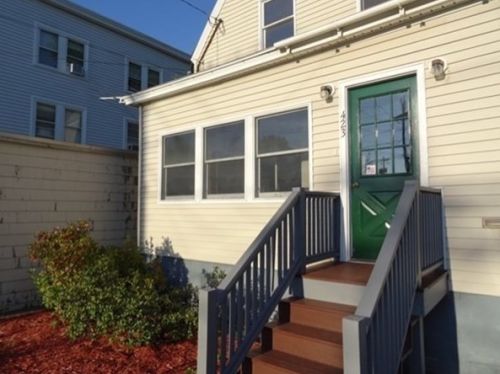 425 Union St, Lawrence MA  01843-2809 exterior