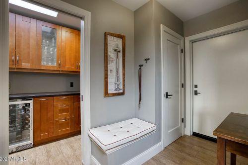 2728 Amelia Ave, Phoenix AZ 85033-3405 exterior