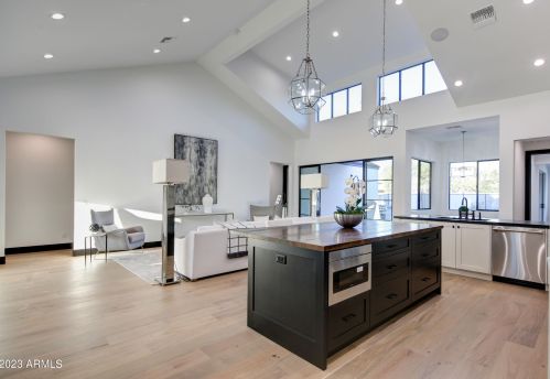 3417 44th Pl, Phoenix AZ 85050-6934 exterior