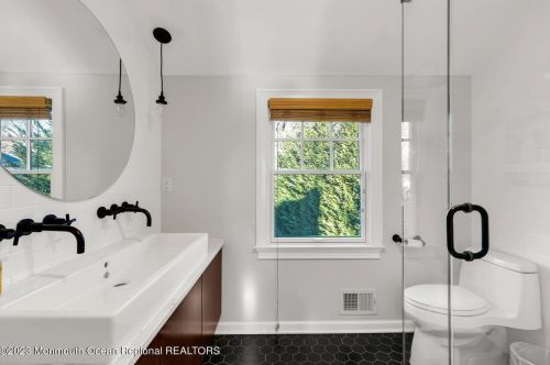 67 Rivers Edge Dr, Little Silver NJ  07739-1708 exterior