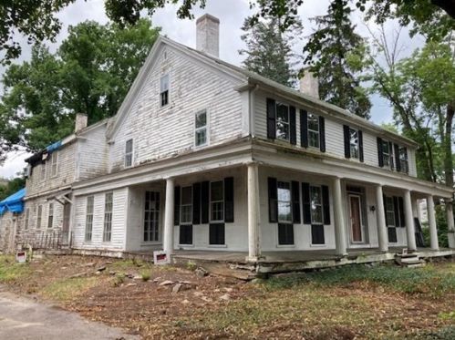 161 Howard St, West Bridgewater MA 02379-1713 exterior