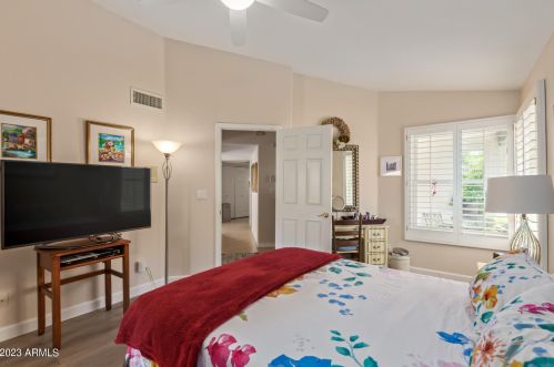 15826 5th Dr, Phoenix AZ  85023-7435 exterior