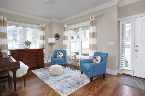 34 Ripley St, Newton MA 02459-2207 exterior