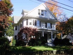 43 Stearns St, Newton, MA 02459-2441