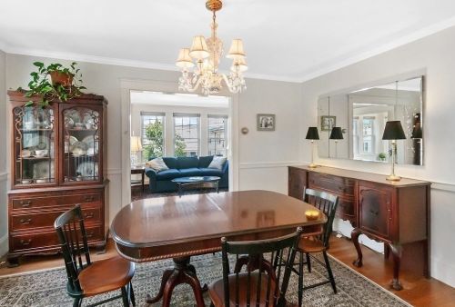 18 Mary St, Arlington MA 02474-8827 exterior