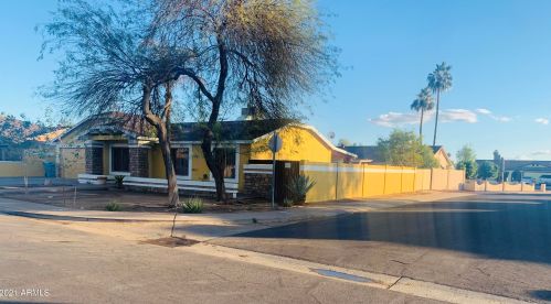 6729 Catalina Dr, Phoenix, AZ 85033-5632