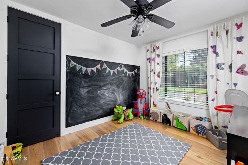 3140 52nd St, Phoenix AZ 85018-4402 exterior