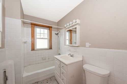 109 Varnum St, Arlington MA 02474-8712 exterior