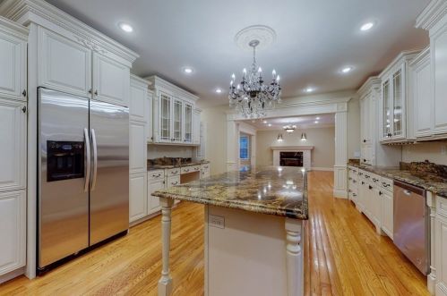 455 Waban St, Newton MA  02468-1413 exterior