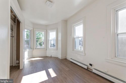 2013 15 St, Philadelphia PA 19121-2301 exterior