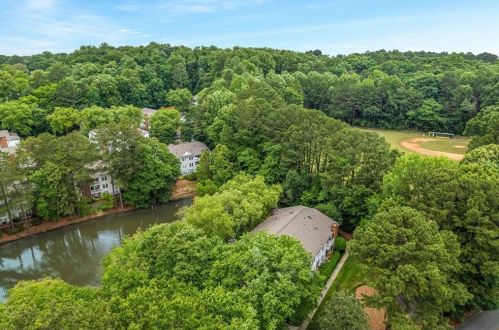 1258 Ky Lk Dr, Atlanta GA 30319-4143 exterior