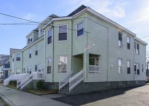 359 Shirley St, Winthrop MA  02152-1331 exterior