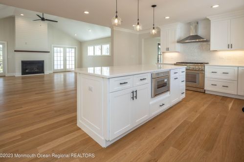 333 Harding Rd, Little Silver NJ exterior