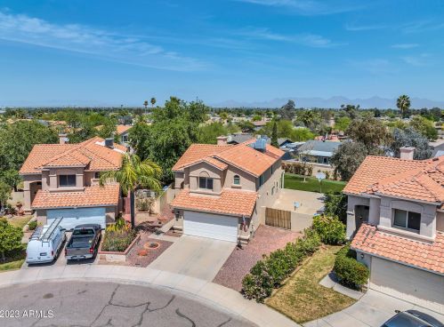 11425 32nd Way, Phoenix, AZ 85028-2050