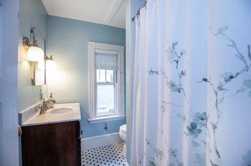 28 Pickett St, Beverly MA 01915-3441 exterior