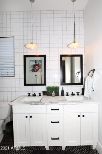 4535 39 St, Phoenix AZ 85008-3018 exterior