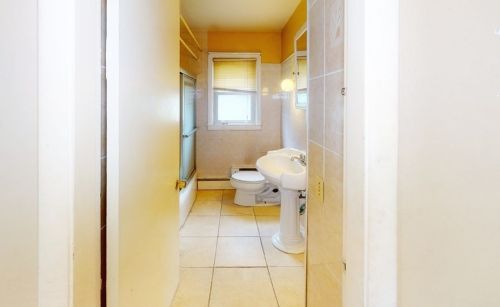 17 Butler St, Worcester MA 01607-1312 exterior