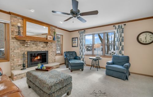 14 Meagan Ln, Lemont IL 60439-4496 exterior