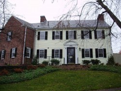 7 Hyde Ave, Newton, MA 02458-2310