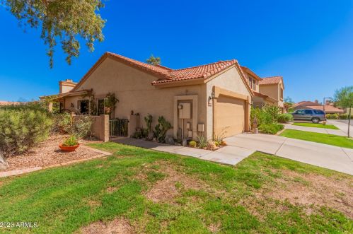 13639 42 Pl, Phoenix AZ 85032-2231 exterior