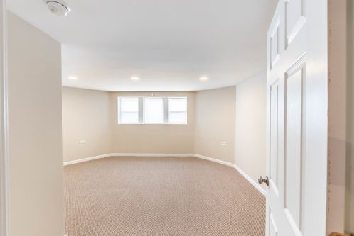 1907 Wenonah Ave, Forest View IL 60402-1666 exterior