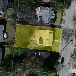 165 Woodcliff Rd, Newton MA 02461-1838 aerial view