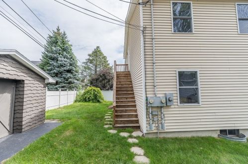 85 Kenberma Rd, Worcester MA 01604-3951 exterior