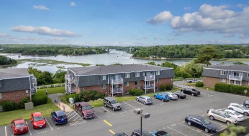 145 Essex Ave, Gloucester, MA