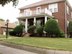 127 Linwood Ave, Newton, MA 02460-1418