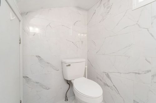 31 Edison St, New Bedford MA  02745-5029 exterior