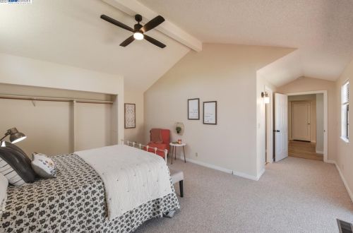 1928 Trombas Ave, San Leandro CA 94577-6127 exterior