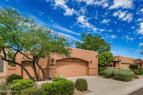 18616 44th Pl, Phoenix, AZ 85050-3300