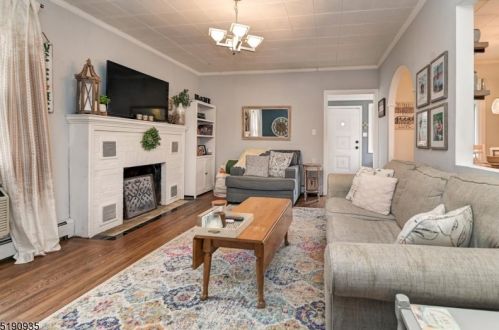 65 Kraft Pl, Skyline Lakes NJ  07456-1831 exterior