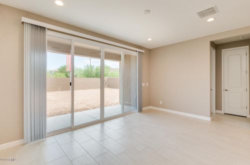 17212 7 Ln, Phoenix AZ 85085-6385 exterior