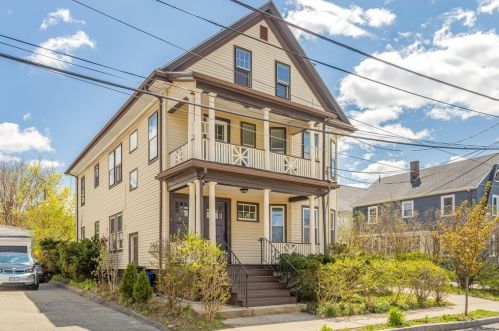 7 Adams St, Arlington MA  02474-6807 exterior