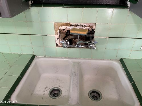 3536 Earll Dr, Phoenix AZ 85013-4314 exterior