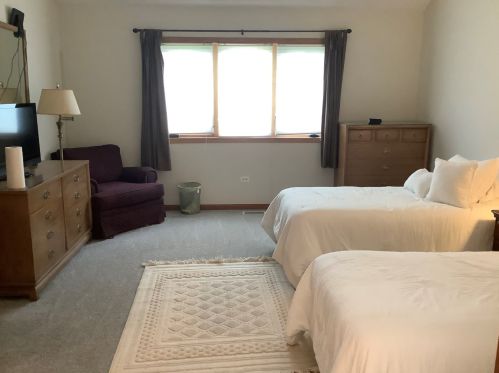 1365 Overton Dr, Lemont IL 60439-8544 exterior