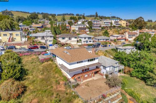 1973 Placer Dr, San Leandro CA  94578-1336 exterior