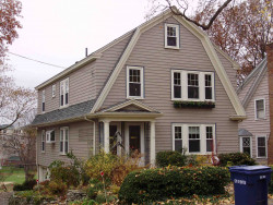 25 Lewis St, Newton, MA 02458-1824