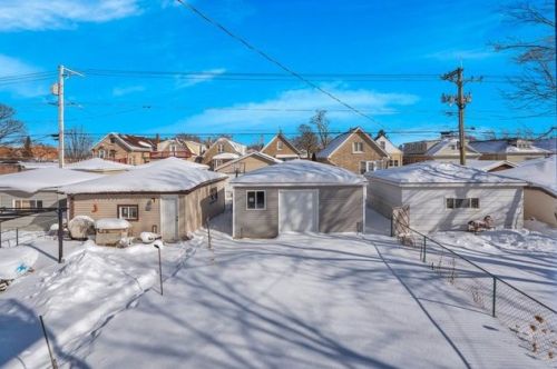 1509 Grv Ave, Forest View IL 60402-1338 exterior