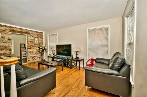 3626 Oak Park Ave, Forest View IL 60402-3865 exterior