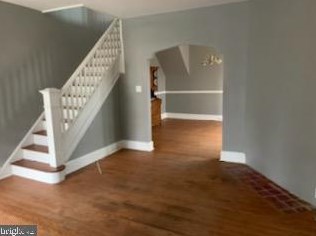 324 Gilham St, Philadelphia, PA 19111-5239