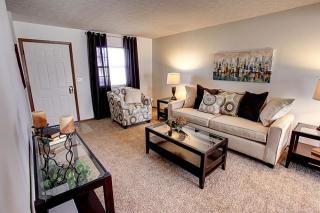 7740 Chickory Hollow Ct, Columbus OH  43085-5801 exterior