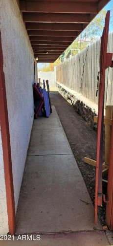 1334 Cinnabar Ave, Phoenix AZ 85020-1815 exterior