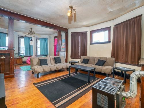 50 Harlem St, Worcester MA 01610-2148 exterior