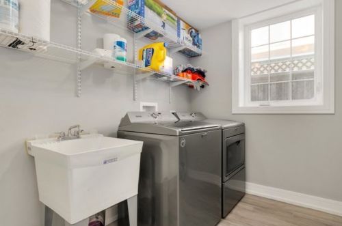 4131 Home Ave, Forest View IL 60402-1618 exterior