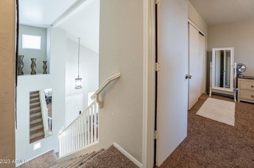 1818 63rd Dr, Phoenix AZ  85043-5748 exterior