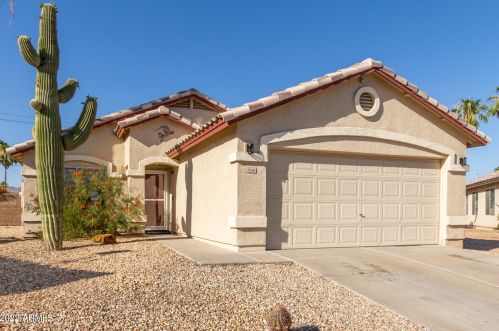 9340 Calypso Ave, Mesa, AZ 85208-5838