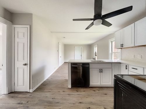 16 Frederick St, Montgomery MA 01085-3180 exterior