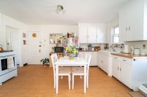 1 Hamilton St, Plymouth MA 02360-4101 exterior